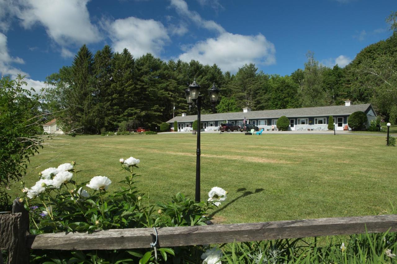Governor'S Rock Motel Shaftsbury Exterior foto